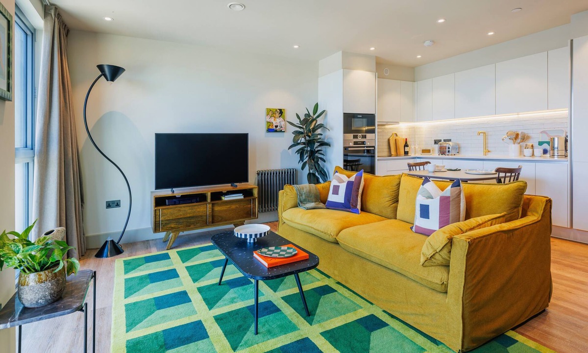 Tottenham Hale Apartment | Modern Studio Flat in North London