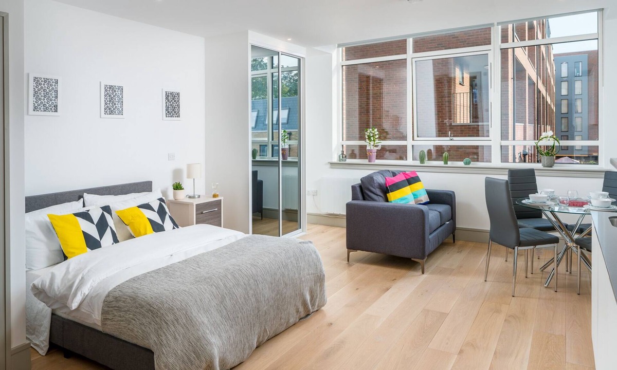 Tottenham Green Apartment | Modern Studio flat in Seven Sisters London