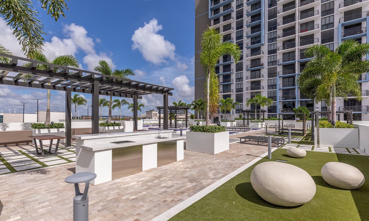 Doral Condo | Modern Studio in Downtown Doral