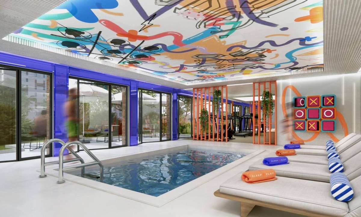 Poitiers Hotel | Modern Studio near Futuroscope - 5.7 miles away | Free Parking & Pool Access!