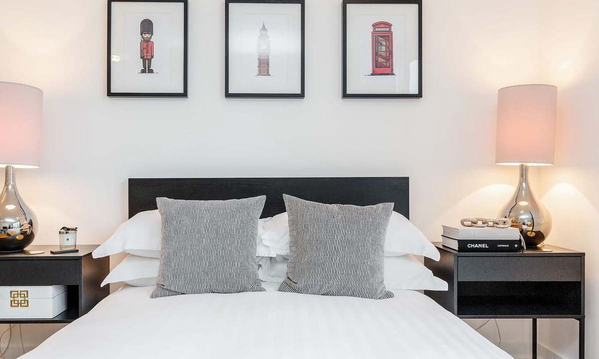 Queenstown Apartment | Modern studio on Chelsea Bridge