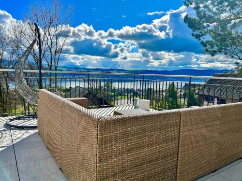 Meilen District Apartment | Modern Studio with Lake View near Zurich