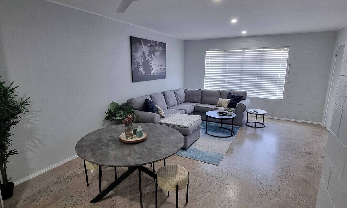 Kirwan Apartment | Modern Stylish Apartment