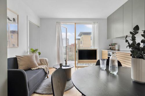 Vesterbro Apartment | Modern & Stylish Apartment with Private Balcony