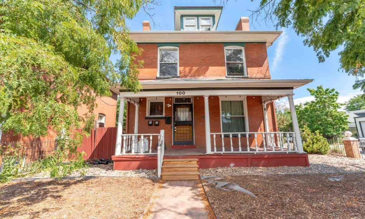 Speer Condo | Modern Suite in Denver’s Art District I Walkable