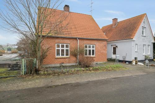 Nakskov Villa | Modern Townhouse With Space For The Family