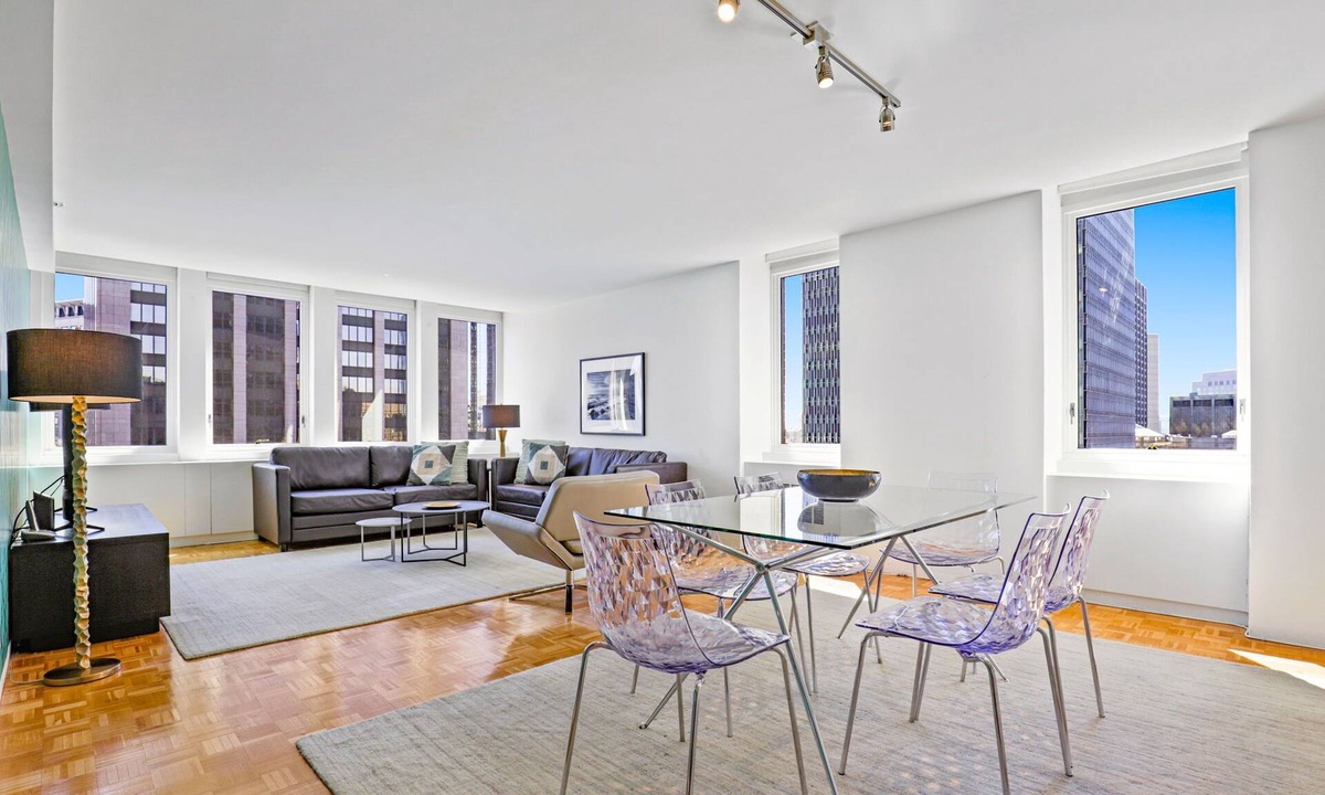 Prudential - St. Botolph Apartment | Modern Two Bed in Luxury Boston Building