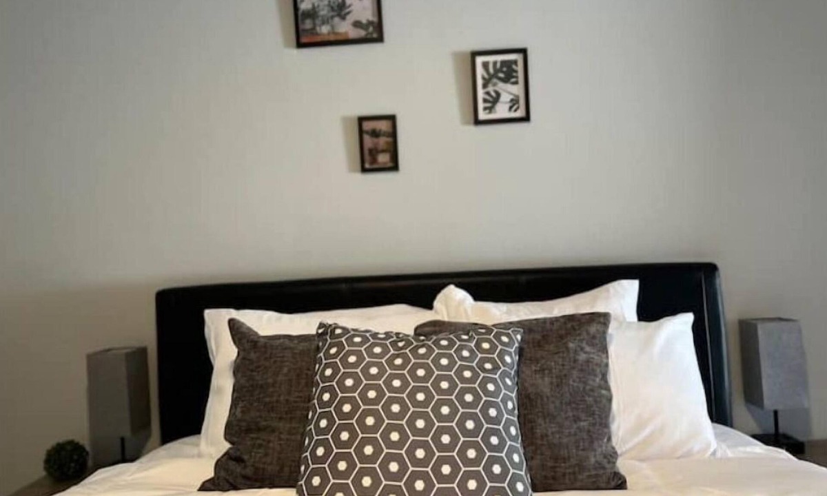 Florida Center House | Modern Universal Orlando