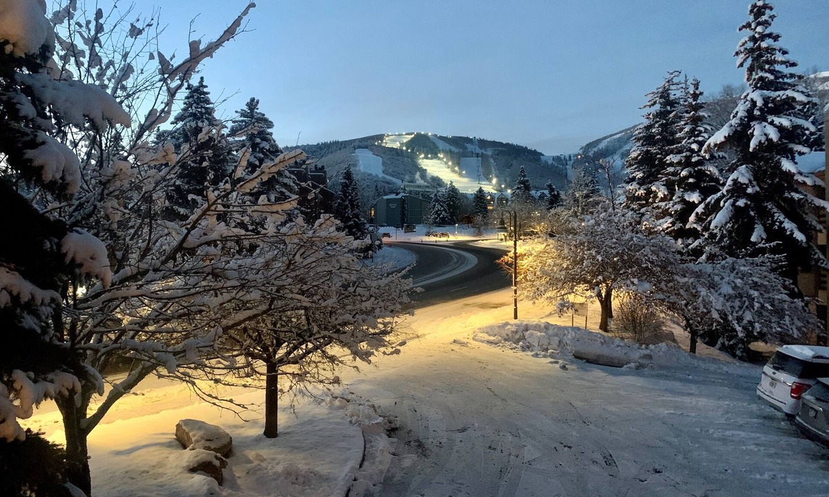 North Park City Condo | Modern, updated condo 100yds from the Park City Mt. - close to Deer Valley