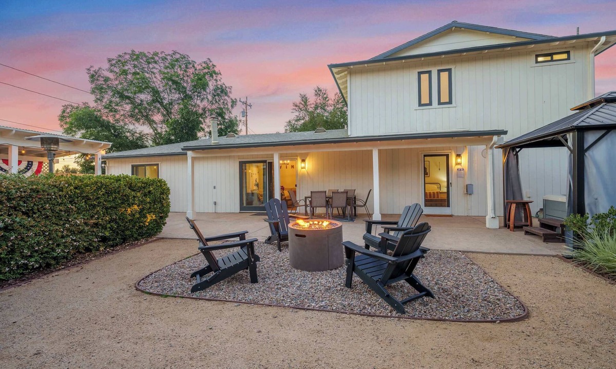 Santa Ynez House | Modern Valley Oasis! Pet-friendly & Walkable to DT