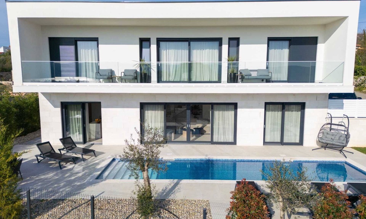 Milohnici Villa | Modern Villa Sensei with Private Pool and Sea View