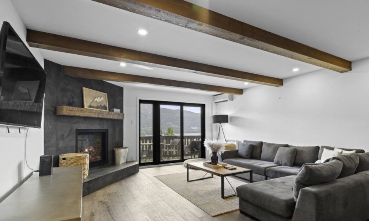 Mont-Tremblant Condo | Modern & Warm Condo with Views of Mont-Tremblant