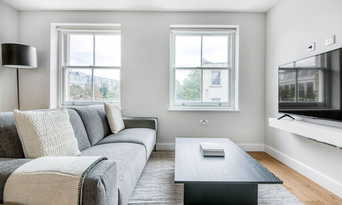 Waterloo Apartment | Modern Waterloo 2BR open plan with Balcony on Lower Marsh, by Blueground