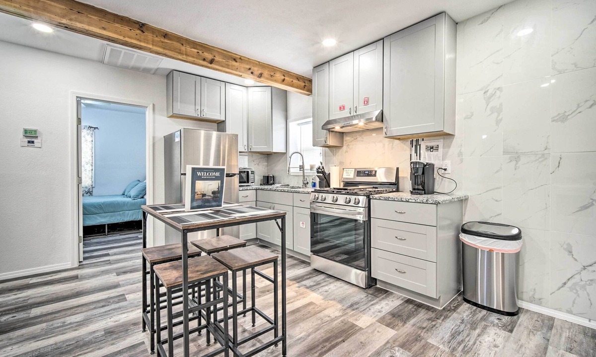El Paso Cottage | Modern West TX Home in the Heart of El Paso!