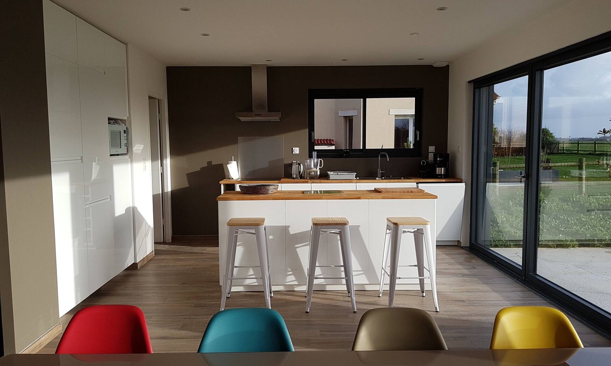 Saint-Regnobert-de-la-Cote-de-Nacre House | Modern wooden house in a seaside village, landing beaches