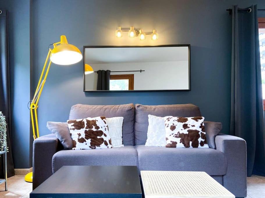Ransol Apartment | Moderno Y Rústico En Ransol 6pax l by BonesVacances