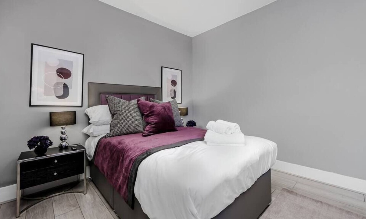 Uxbridge South Condo | Modish and Cozy Apartment in Convenient Location