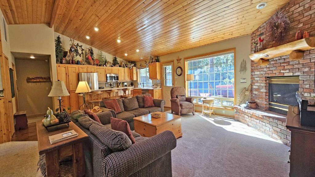 Deer Park House | Modoc 05