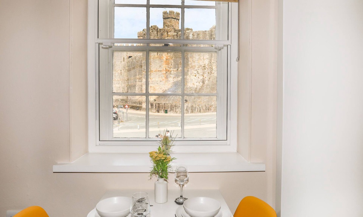 Bont Newydd Cottage | MOEL TRYFAN, pet friendly in Caernarfon