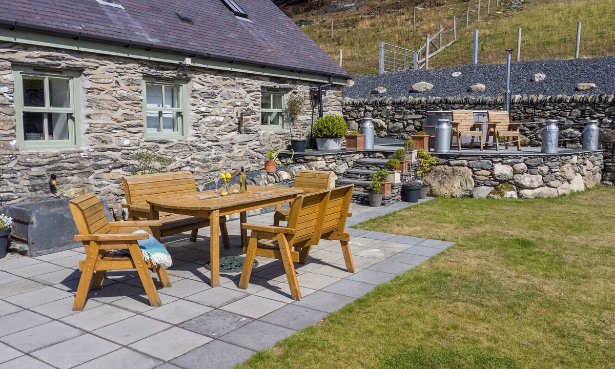 Llandrillo Cottage | Moelis Granary