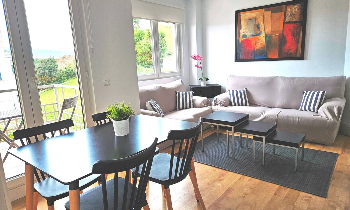 Mogro Apartment | Mogro Dreams: 3 bedroom front line beach apartment