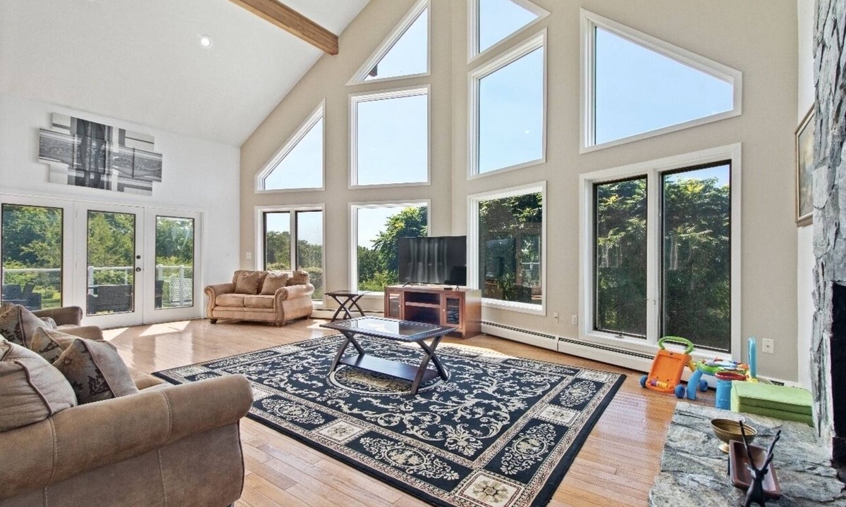 Montville Cabin | Mohegan Cabin Estate