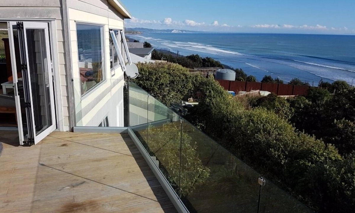 Awakino House | Mokino: Absolutely SENSATIONAL views !