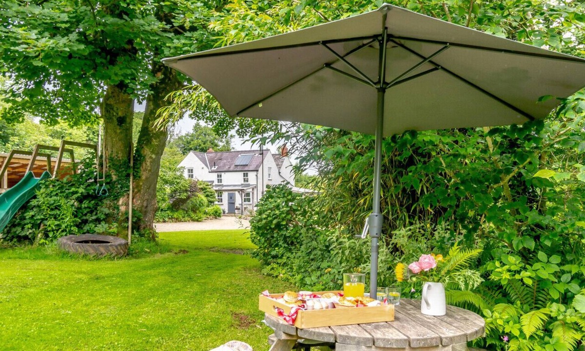 Molleston House | Molleston Back Farmhouse