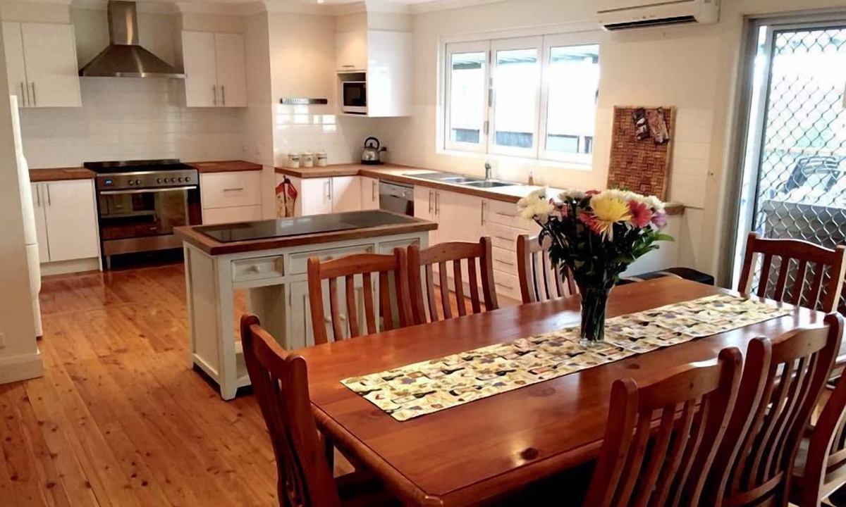 Cessnock House | Molly's On Mount View