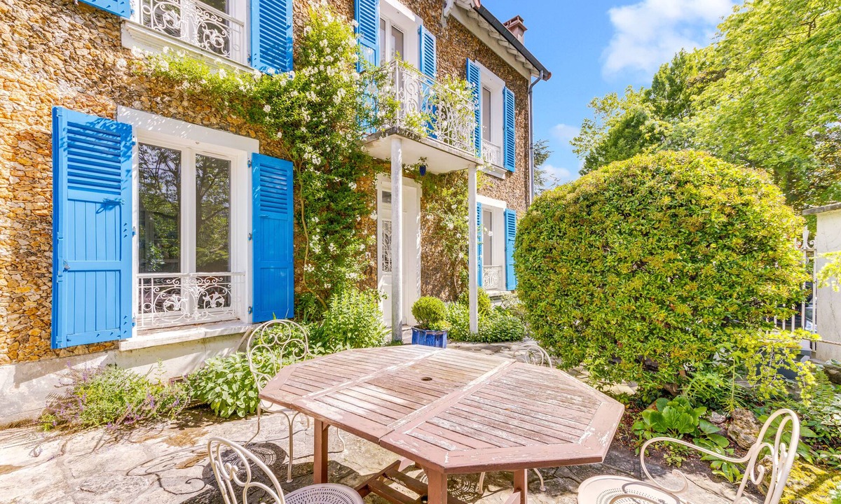Le Perreux-sur-Marne House | Mon maison de campagne vintage à Paris