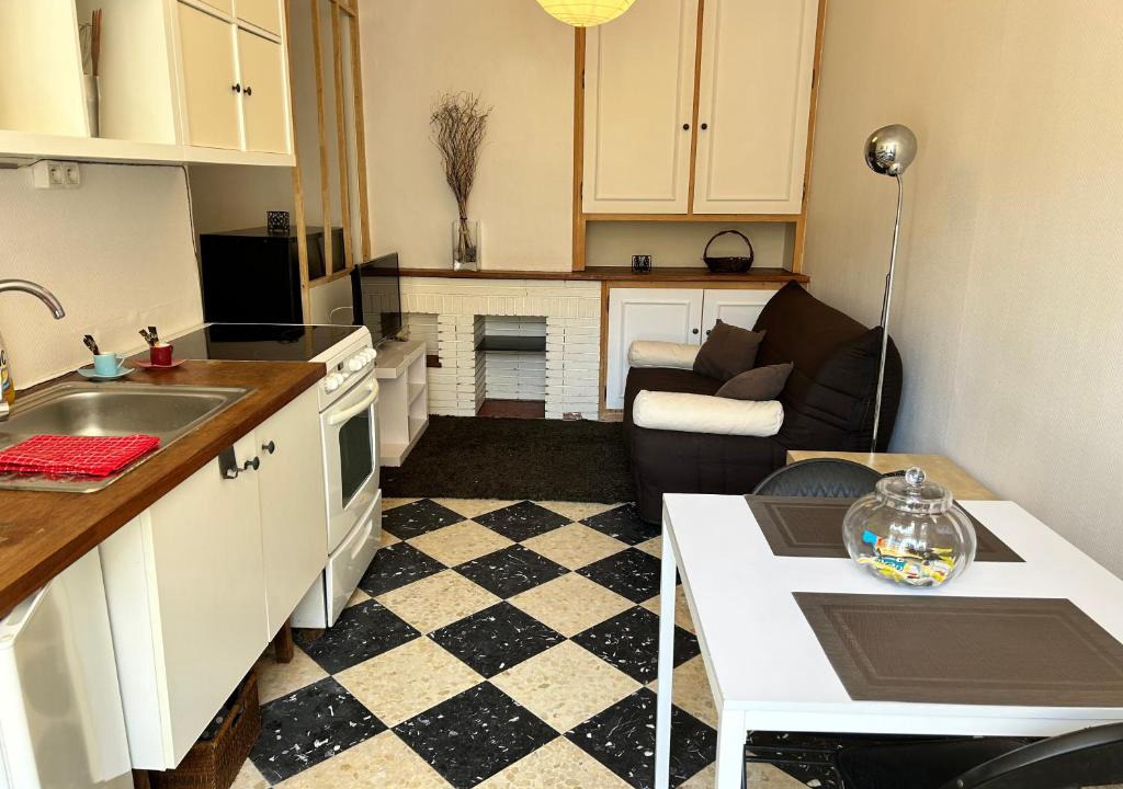 Dieppe Apartment | Mona Stère