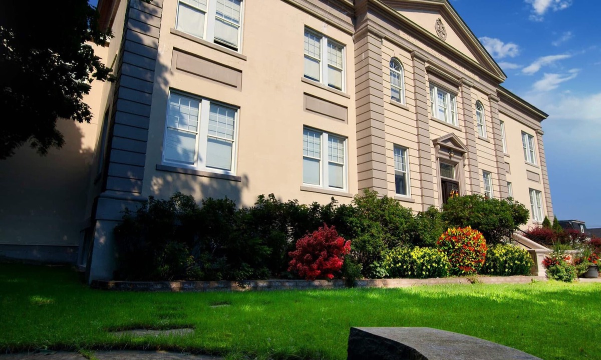 Waterford Valley Hotel | Monastery Hotel