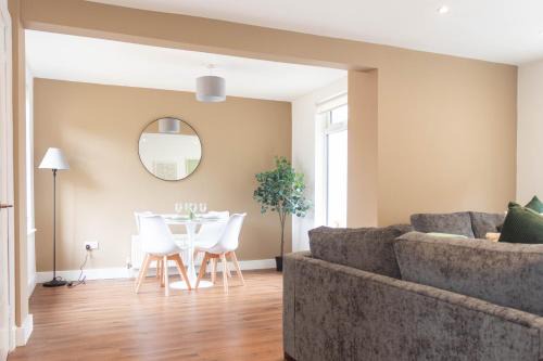 Uphall House | Moncrieff House