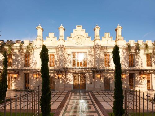 Chartrons Hotel | Mondrian Bordeaux Les Carmes