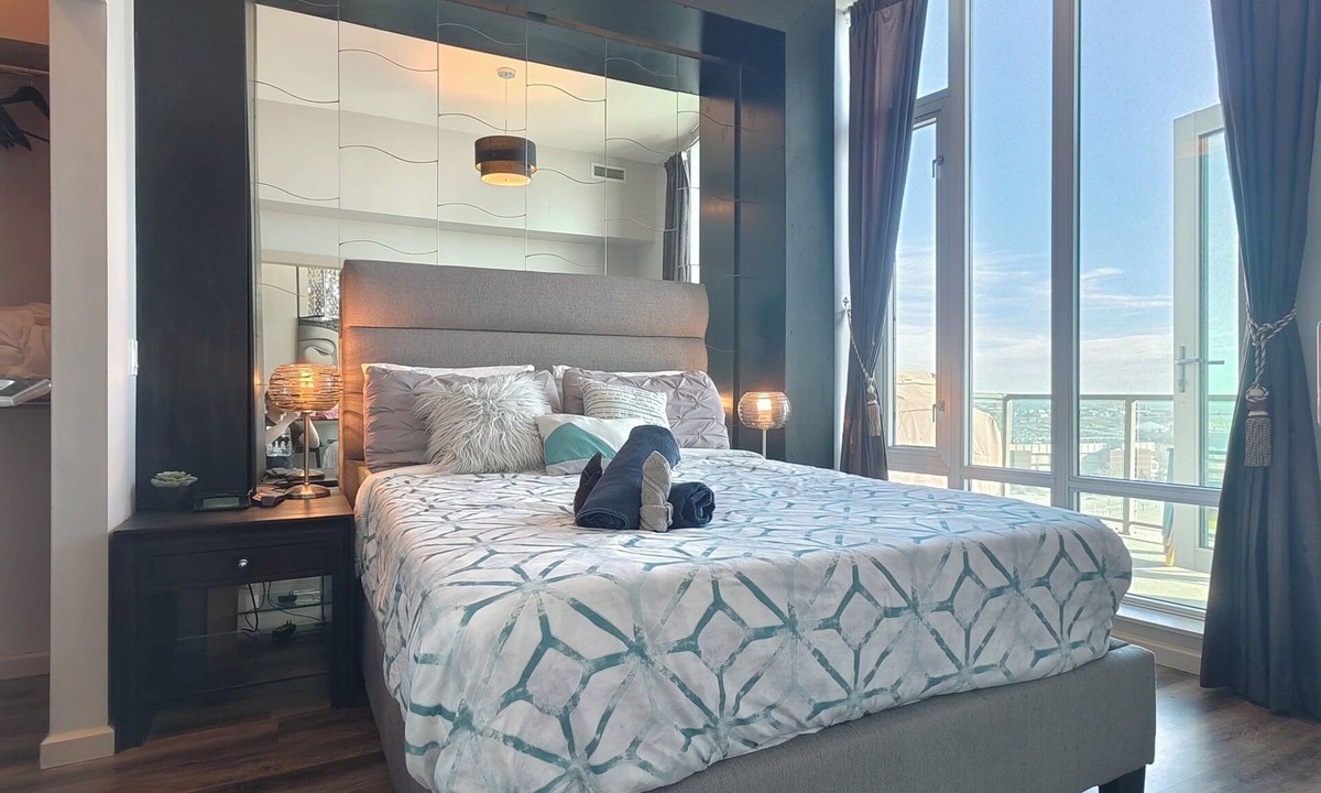 Victoria Park Condo | Monki-Di Executive Suites - Alura