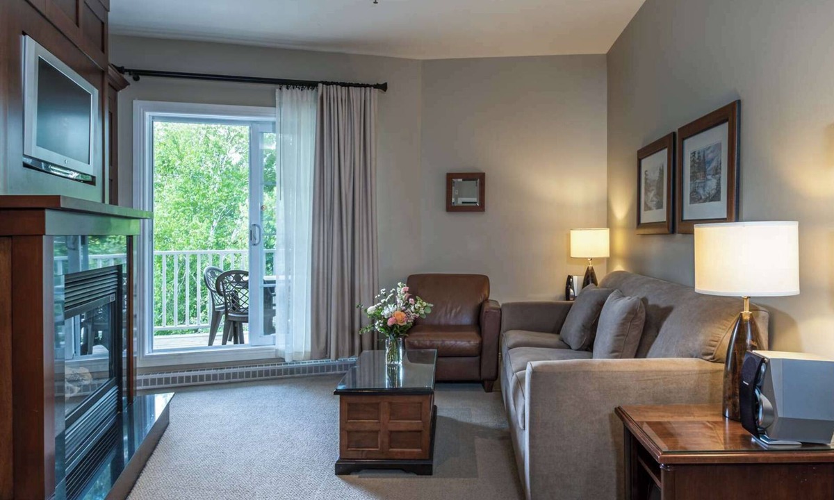 Mont-Tremblant Hotel | Mont-Tremblant - Château Beauvallon-Two Bedroom Suite