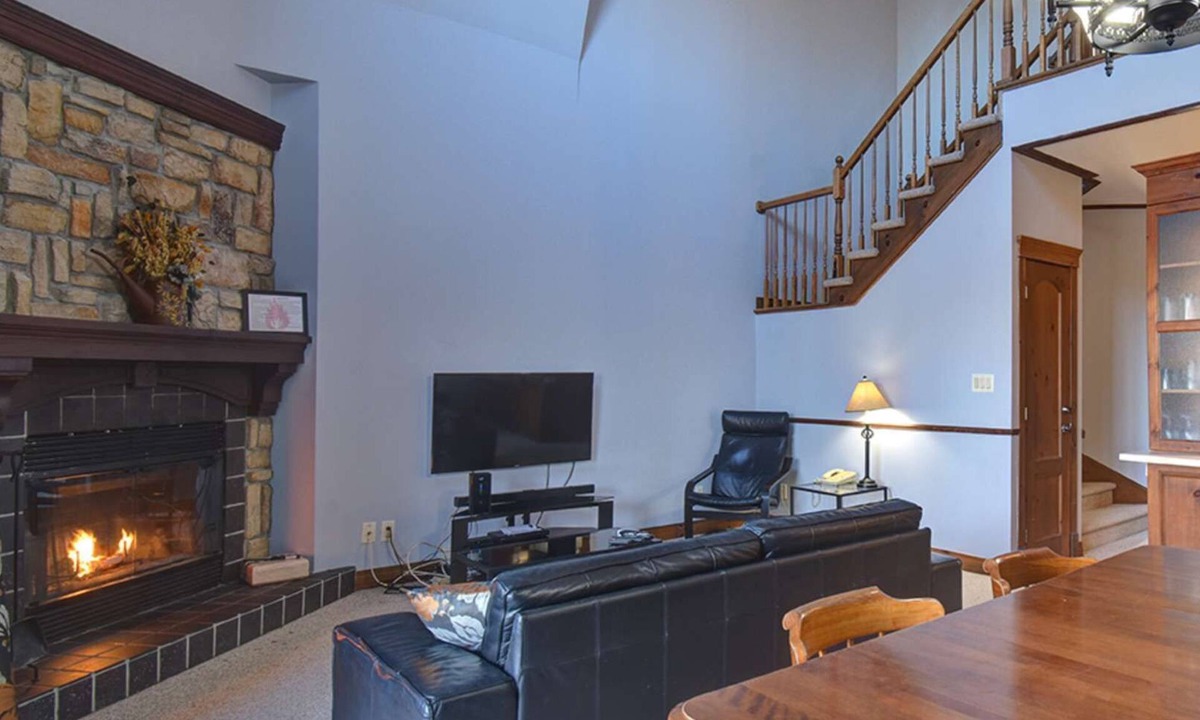 Mont-Tremblant Condo | Mont-Tremblant - Les Manoirs | 102-8