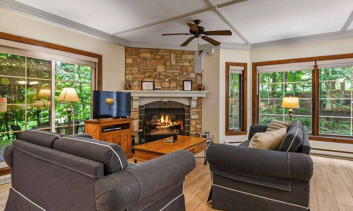 Mont-Tremblant Condo | Mont-Tremblant - Les Manoirs | 110-9
