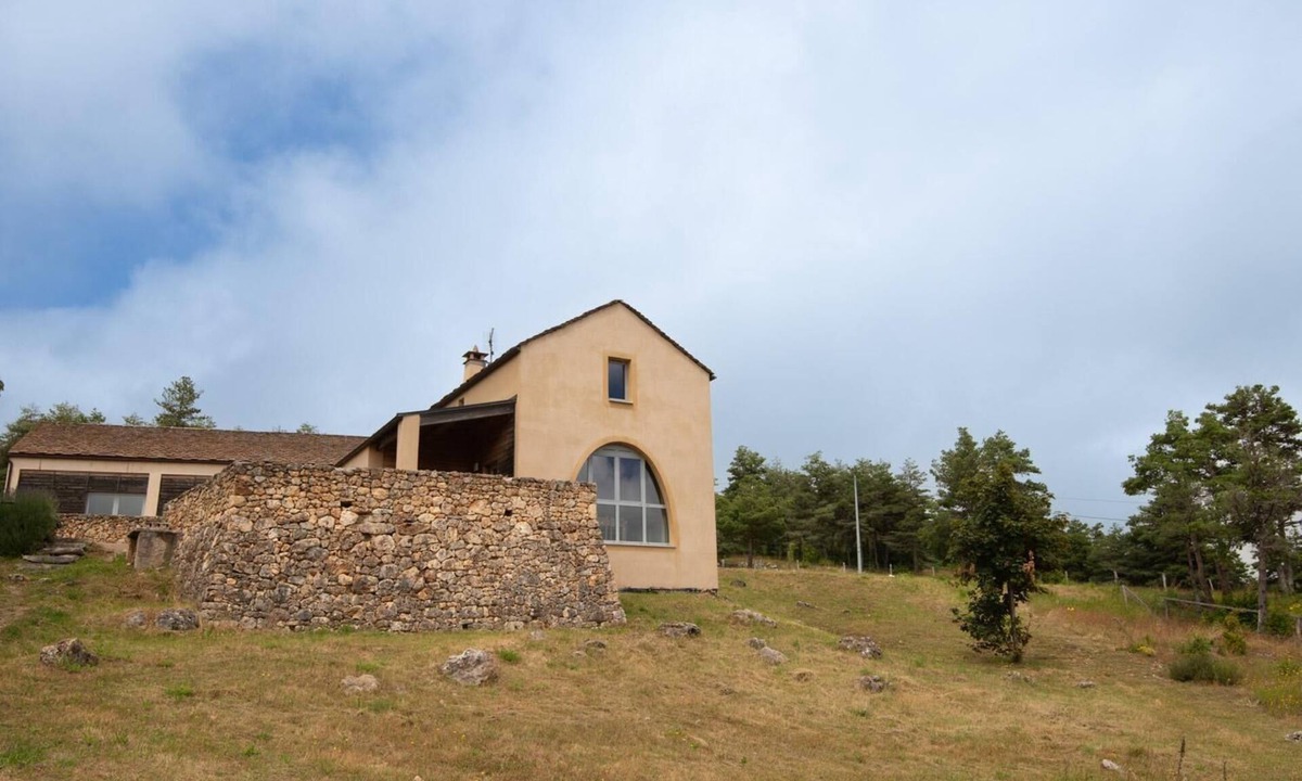 Saint-Pierre-des-Tripiers House | Montbuisson 8/10 persons