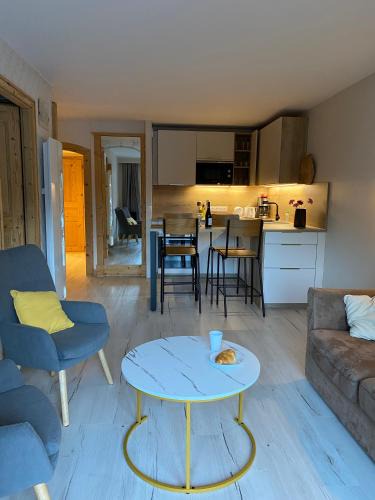 Argentiere Apartment | MontBlanc11