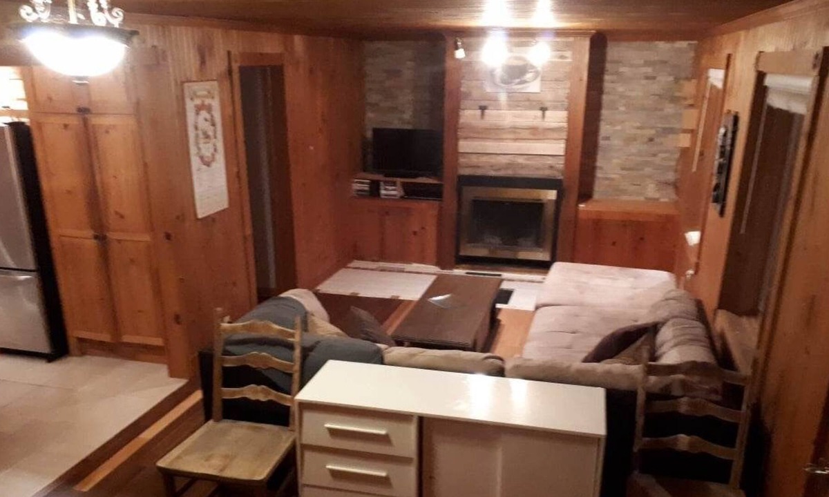 Montcalm Ski Chalet | Montcalm Canadian Chalet
