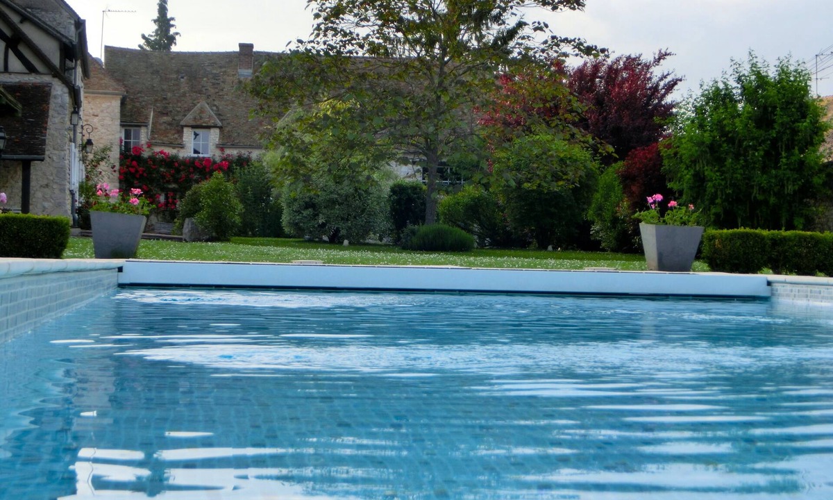 Montchauvet House | Montchauvet: A pretty sheepfold less than an hour from Paris