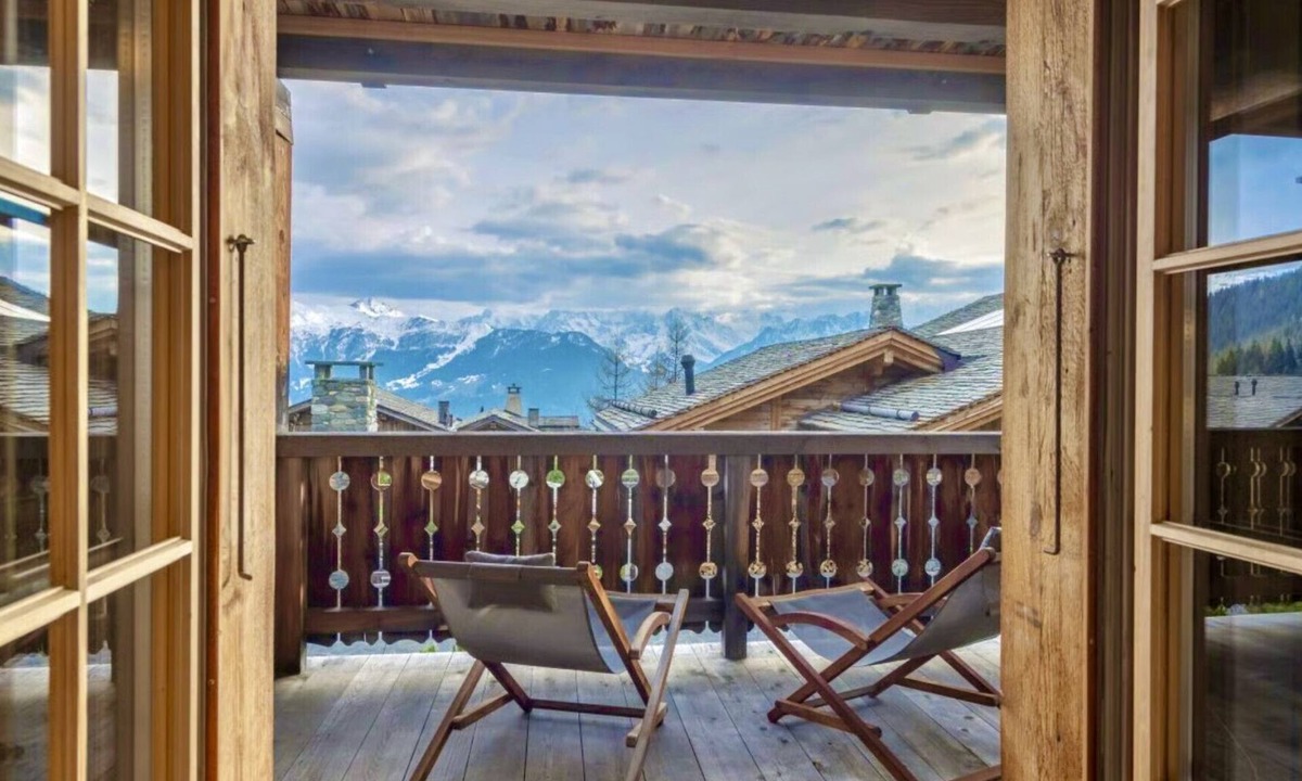 Verbier Apartment | MONTCLAIR HOME - Four Bedroom Apartment, Sleeps 8