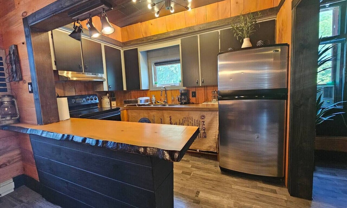 Montebello Apartment | Montebello saloon #2