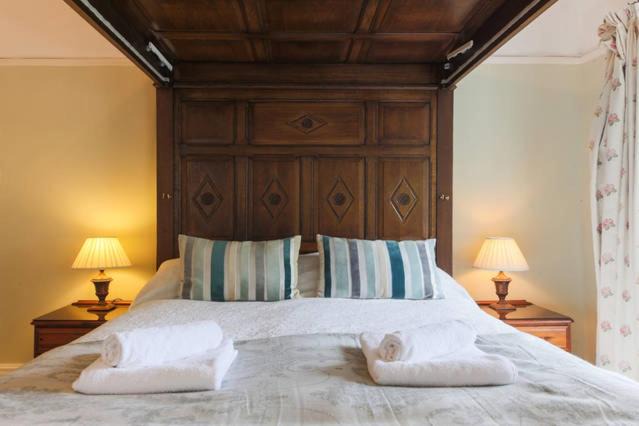 Ruan High Lanes House | Monterey Country House