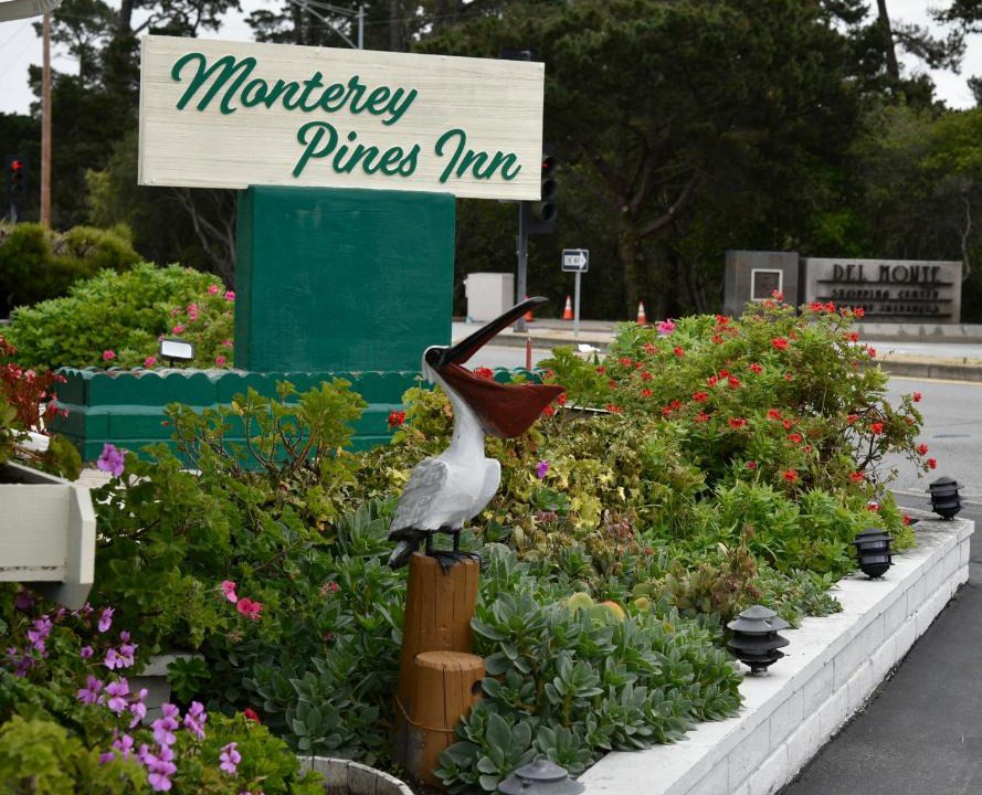 Munras Avenue Hotel | Monterey Pines Inn