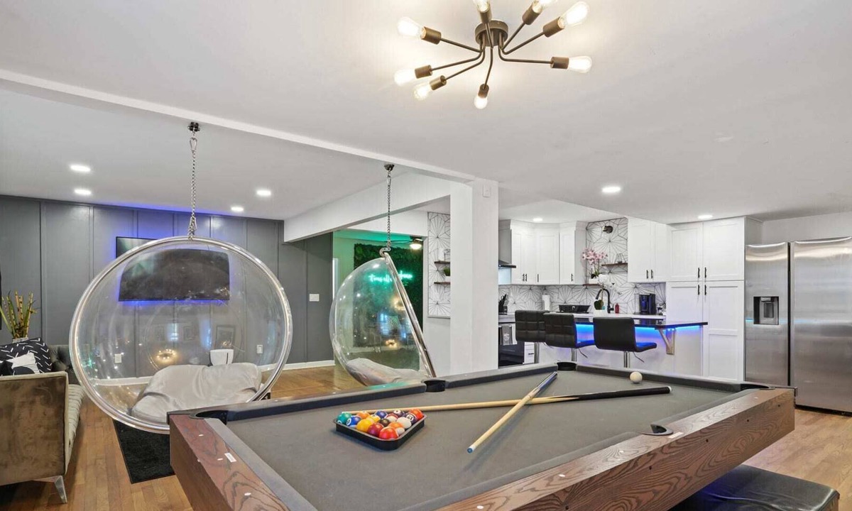 Gresham Park House | Monthly Rental $4000 5 Bdrm Pool Table|Fire Pit