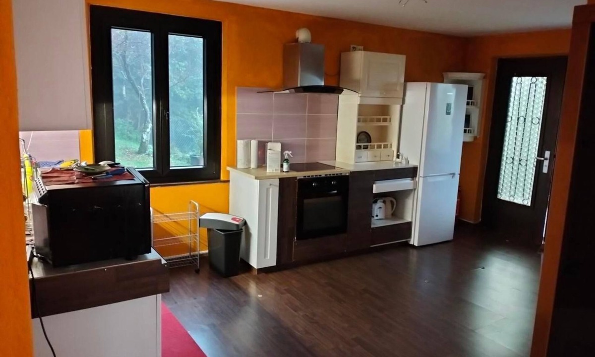 Gordola House | Monti di Motti holiday home surrounded by nature