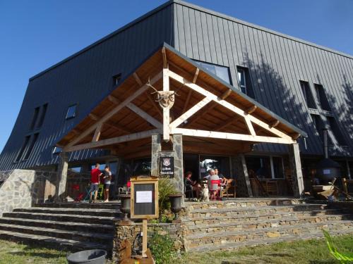 Mas-d'Orcieres Hotel | MONTLO RELAIS DES CERFS