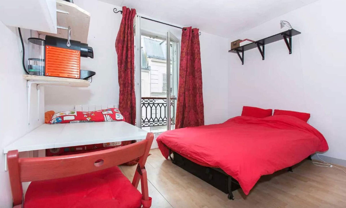 Montmartre Apartment | Montmartre: Cosy and romantic studio 2 steps from Sacré Coeur